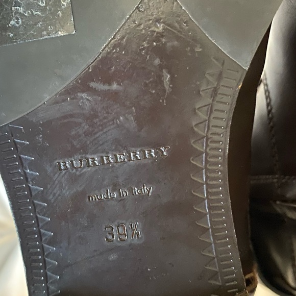 Burberry Riding Boots - Picture 4 of 5
